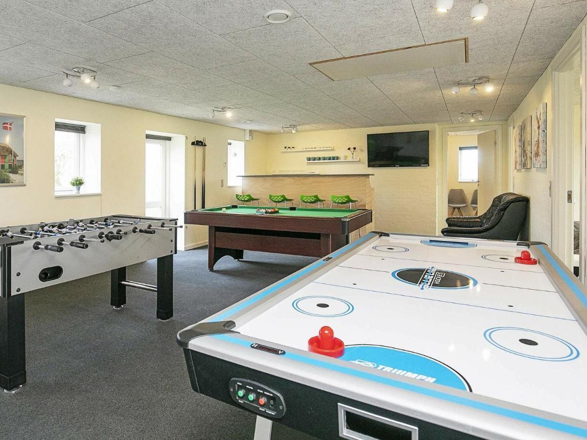 14 Person Holiday Home In R Sk Bing Ærøskøbing Extérieur photo